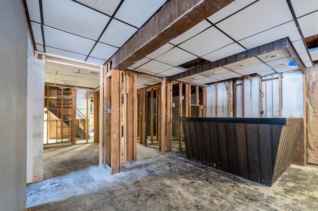 609 New Paltz Road, Highland, NY 12528