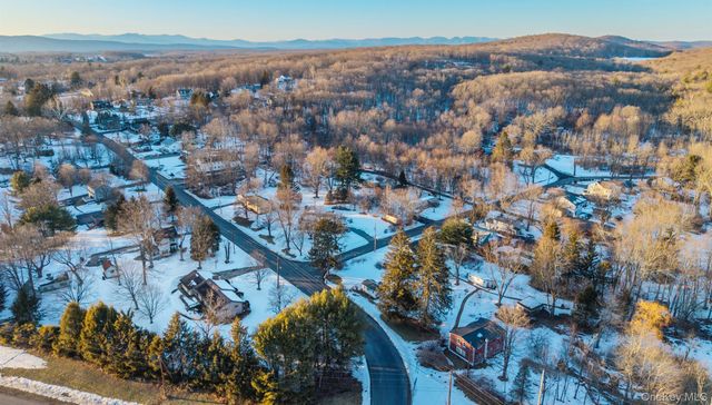 609 New Paltz Road, Highland, NY 12528