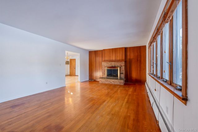 609 New Paltz Road, Highland, NY 12528