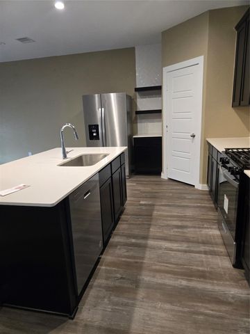 3002 Skyline Mesa, Houston, TX 77051