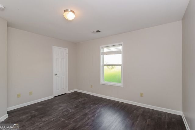 27 Oakbrook Drive SW, Cartersville, GA 30120