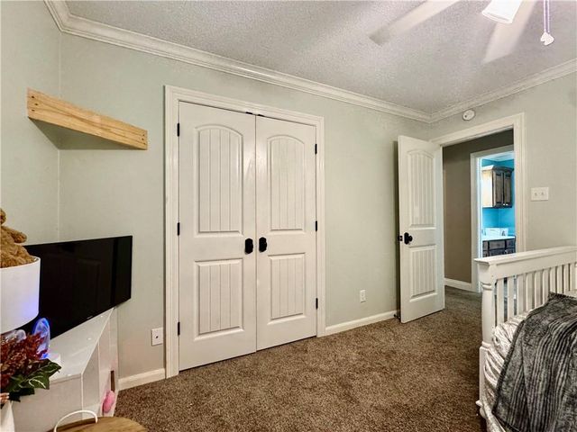 184 WOODCLIFF Circle, Pineville, LA 71360