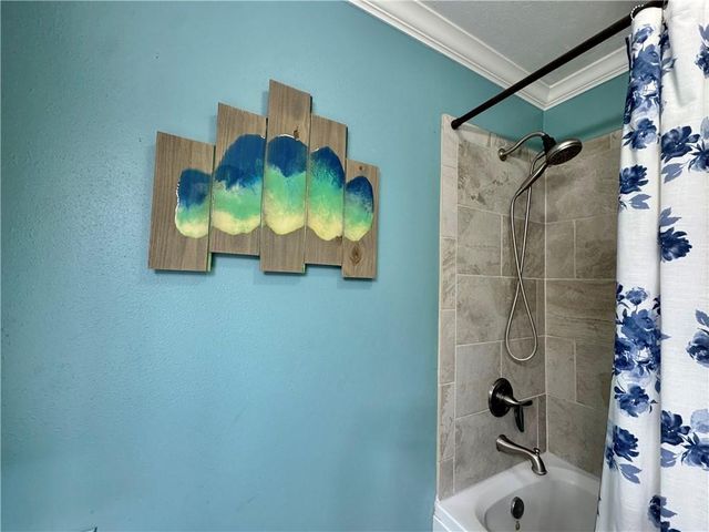 184 WOODCLIFF Circle, Pineville, LA 71360