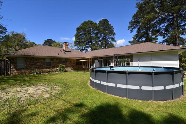 184 WOODCLIFF Circle, Pineville, LA 71360