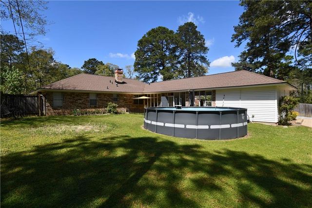 184 WOODCLIFF Circle, Pineville, LA 71360