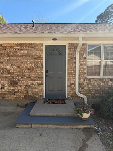 184 WOODCLIFF Circle, Pineville, LA 71360