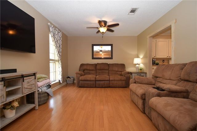 184 WOODCLIFF Circle, Pineville, LA 71360