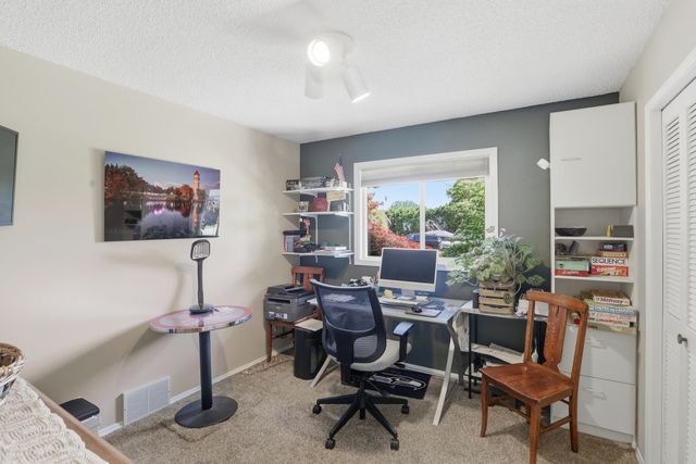 4501 S Lee Ct, Spokane, WA 99223