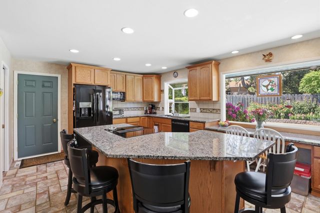 4501 S Lee Ct, Spokane, WA 99223