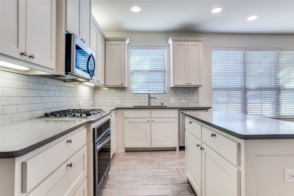 7104 Huckleberry Drive, Mckinney, TX 75070