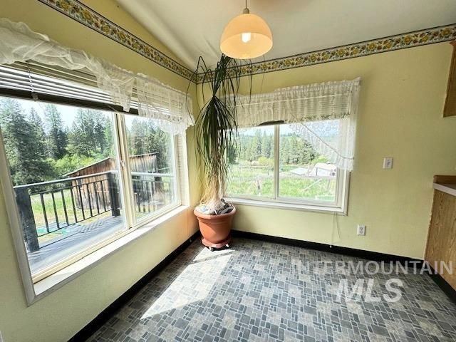 1043 Mckeehan Rd, Troy, ID 83871