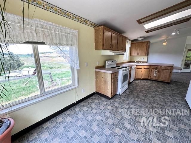 1043 Mckeehan Rd, Troy, ID 83871