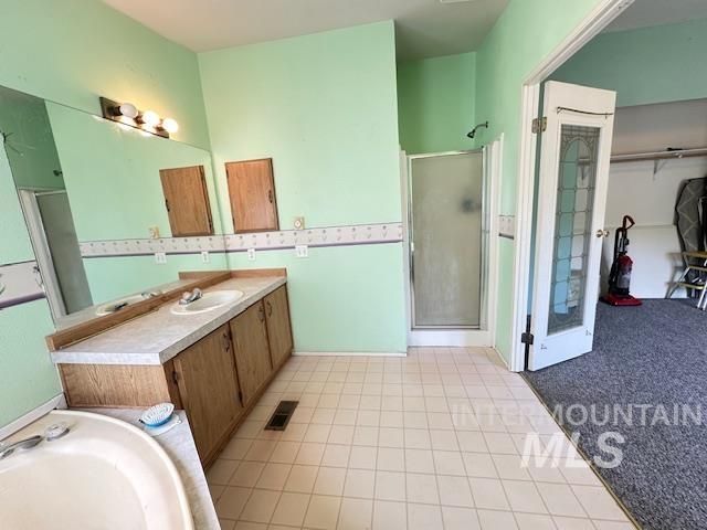 1043 Mckeehan Rd, Troy, ID 83871
