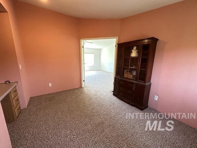 1043 Mckeehan Rd, Troy, ID 83871