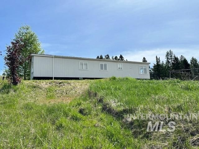 1043 Mckeehan Rd, Troy, ID 83871