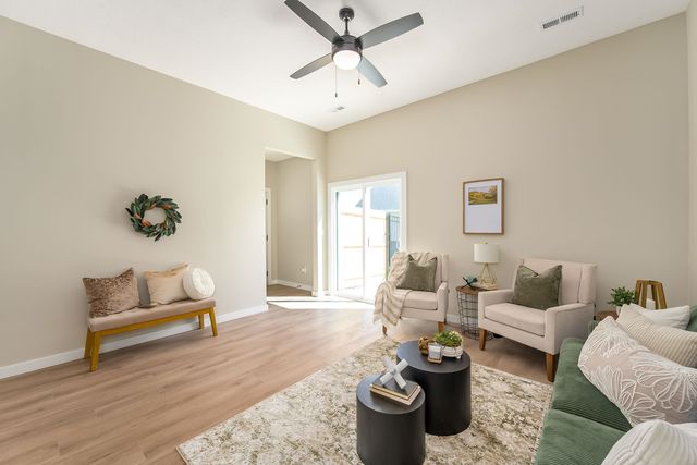 446 Trails Head Ct, Goddard, KS 67052