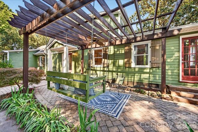 4330 Brookfield Drive, Charlotte, NC 28210