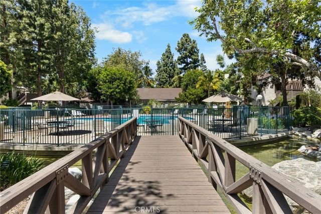 1330 Cabrillo Park F, Santa Ana, CA 92701