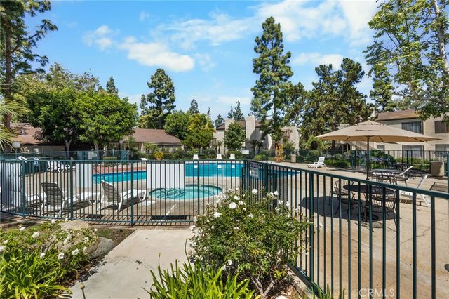 1330 Cabrillo Park F, Santa Ana, CA 92701