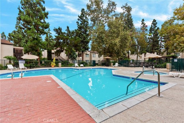 1330 Cabrillo Park F, Santa Ana, CA 92701
