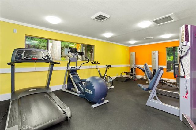 1330 Cabrillo Park F, Santa Ana, CA 92701