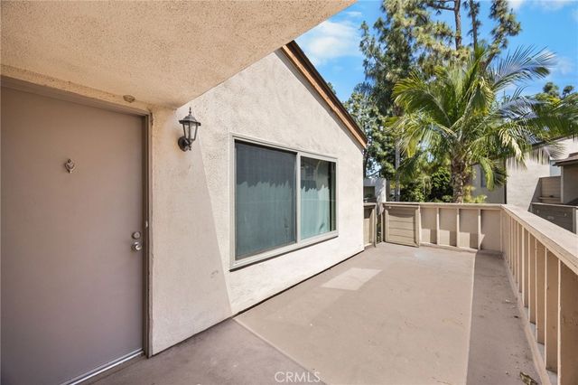 1330 Cabrillo Park F, Santa Ana, CA 92701