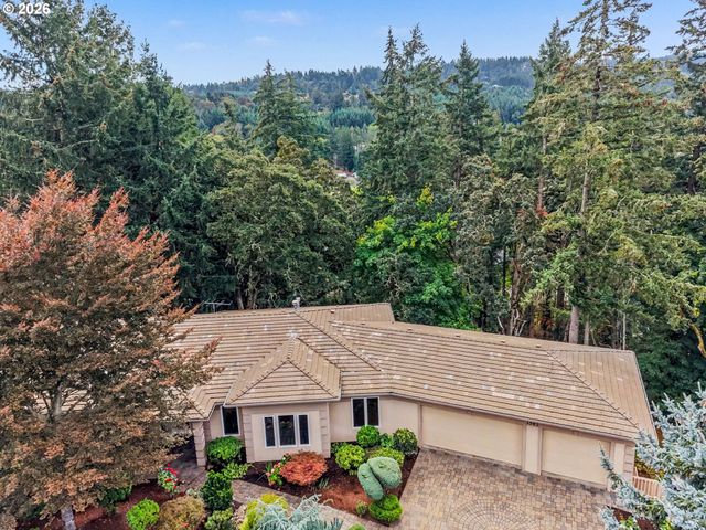 3582 EL DORADO Loop S, Salem, OR 97302