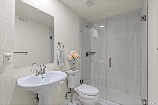 9317 Eagle River Street, Littleton, CO 80125