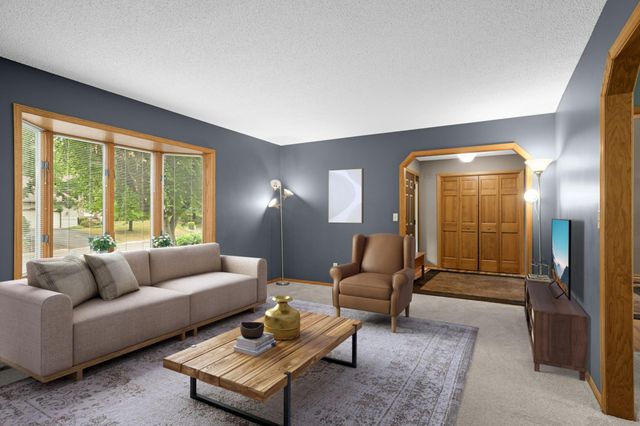 2152 15th Avenue E, North Saint Paul, MN 55109