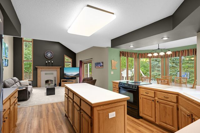 2152 15th Avenue E, North Saint Paul, MN 55109