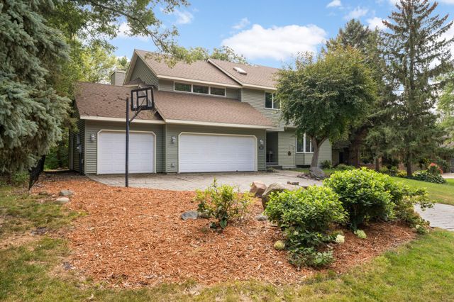 2152 15th Avenue E, North Saint Paul, MN 55109