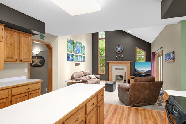 2152 15th Avenue E, North Saint Paul, MN 55109