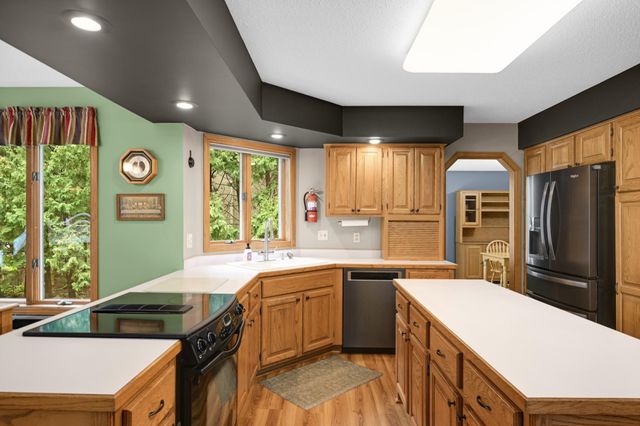 2152 15th Avenue E, North Saint Paul, MN 55109