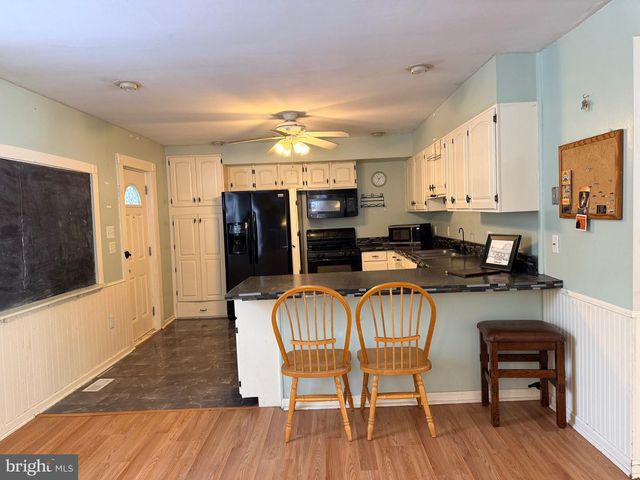 18 BOOKER RD, Delta, PA 17314