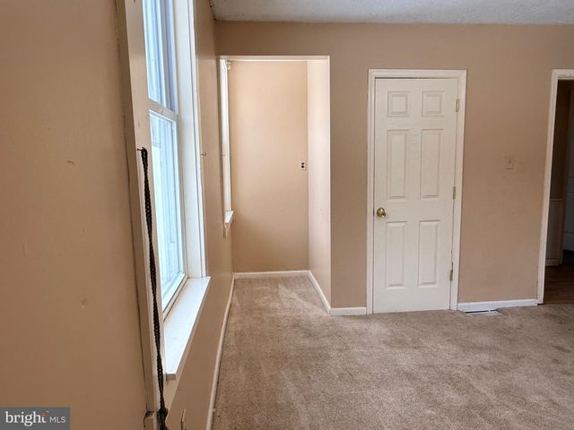 18 BOOKER RD, Delta, PA 17314