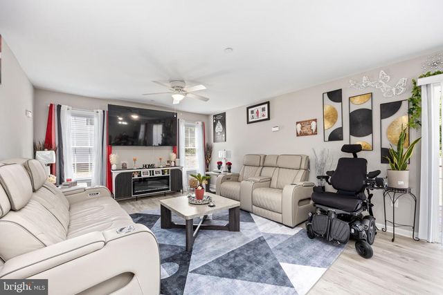 914 S PARK DR, Salisbury, MD 21804