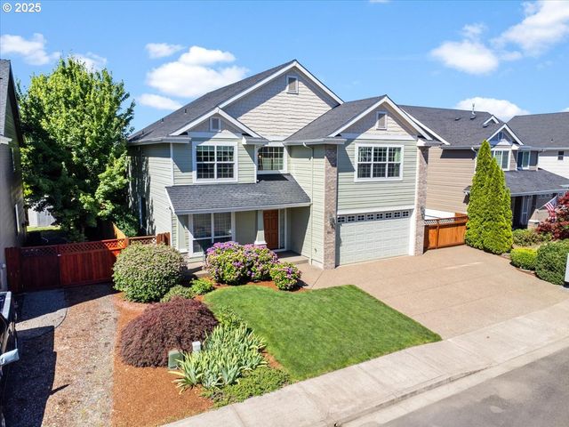 863 JUNE Dr, Molalla, OR 97038