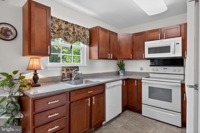 32 SALERNO DR, Smyrna, DE 19977