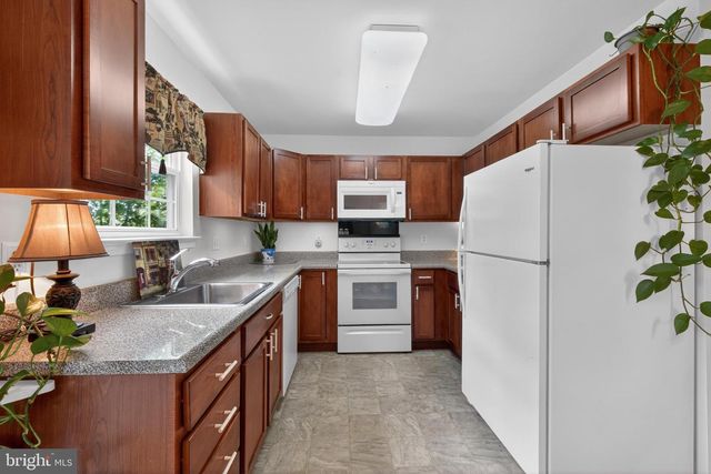 32 SALERNO DR, Smyrna, DE 19977