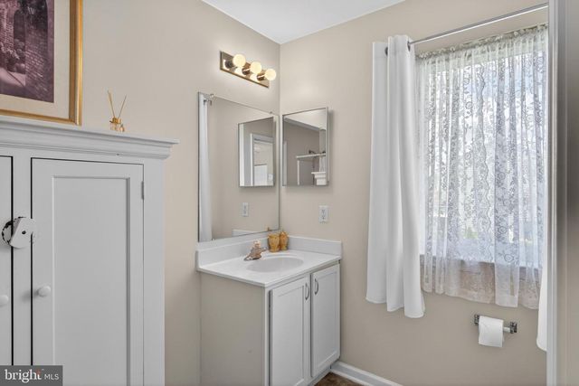 32 SALERNO DR, Smyrna, DE 19977