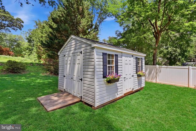 4216 JACKSON PL, Alexandria, VA 22309