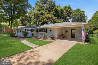 4216 JACKSON PL, Alexandria, VA 22309