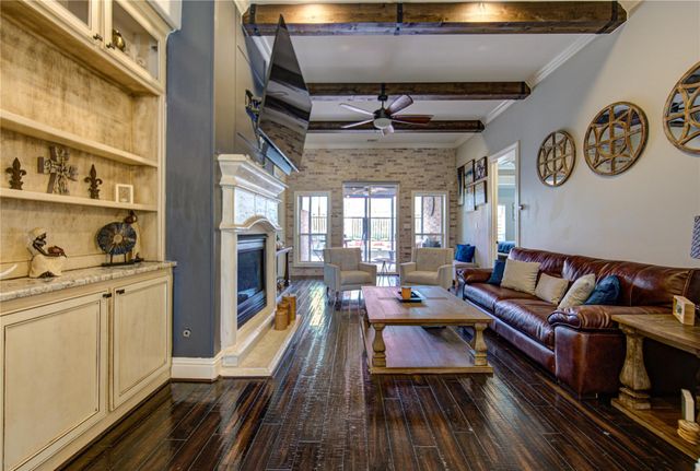 1106 Lasso Court, Alvin, TX 77511