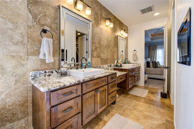 1106 Lasso Court, Alvin, TX 77511
