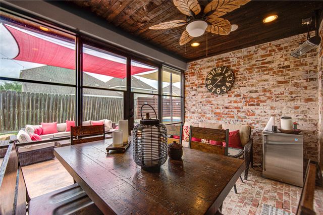 1106 Lasso Court, Alvin, TX 77511