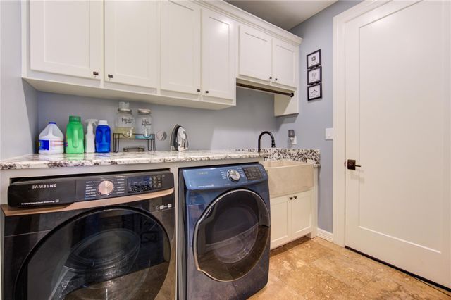 1106 Lasso Court, Alvin, TX 77511