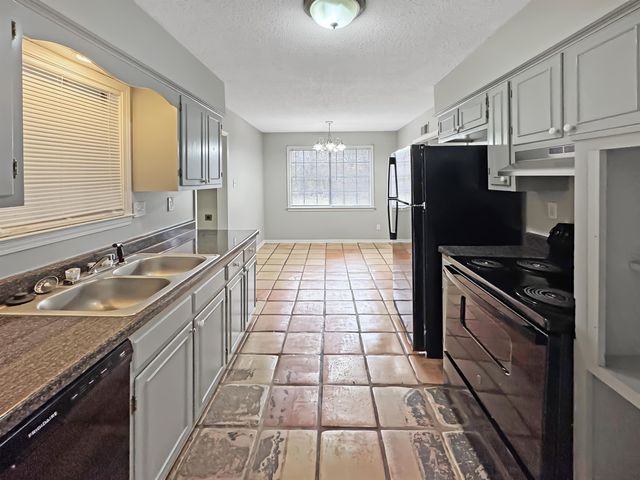 5672 BAIRD DR, Memphis, TN 38119