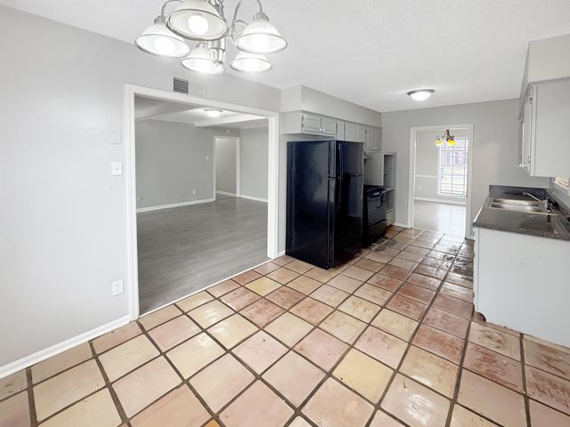 5672 BAIRD DR, Memphis, TN 38119