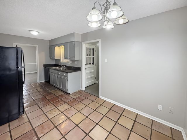 5672 BAIRD DR, Memphis, TN 38119