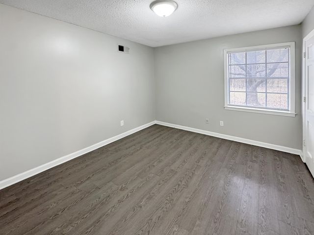 5672 BAIRD DR, Memphis, TN 38119